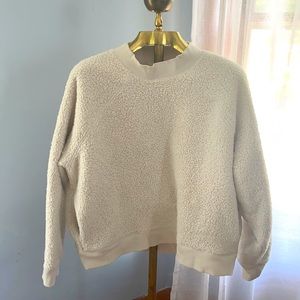 Athleta Cropped Sherpa cream sweatshirt - XL